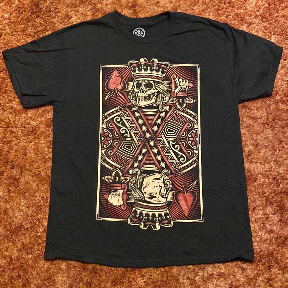 SkullCard Black T-Shirt. Size Large